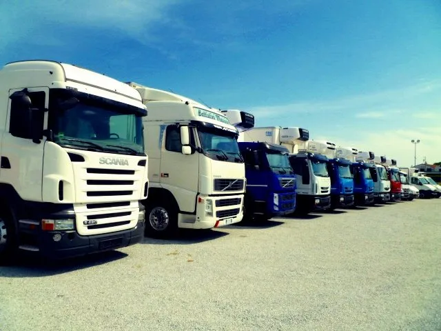 Camion e furgone frigo isotermici usati